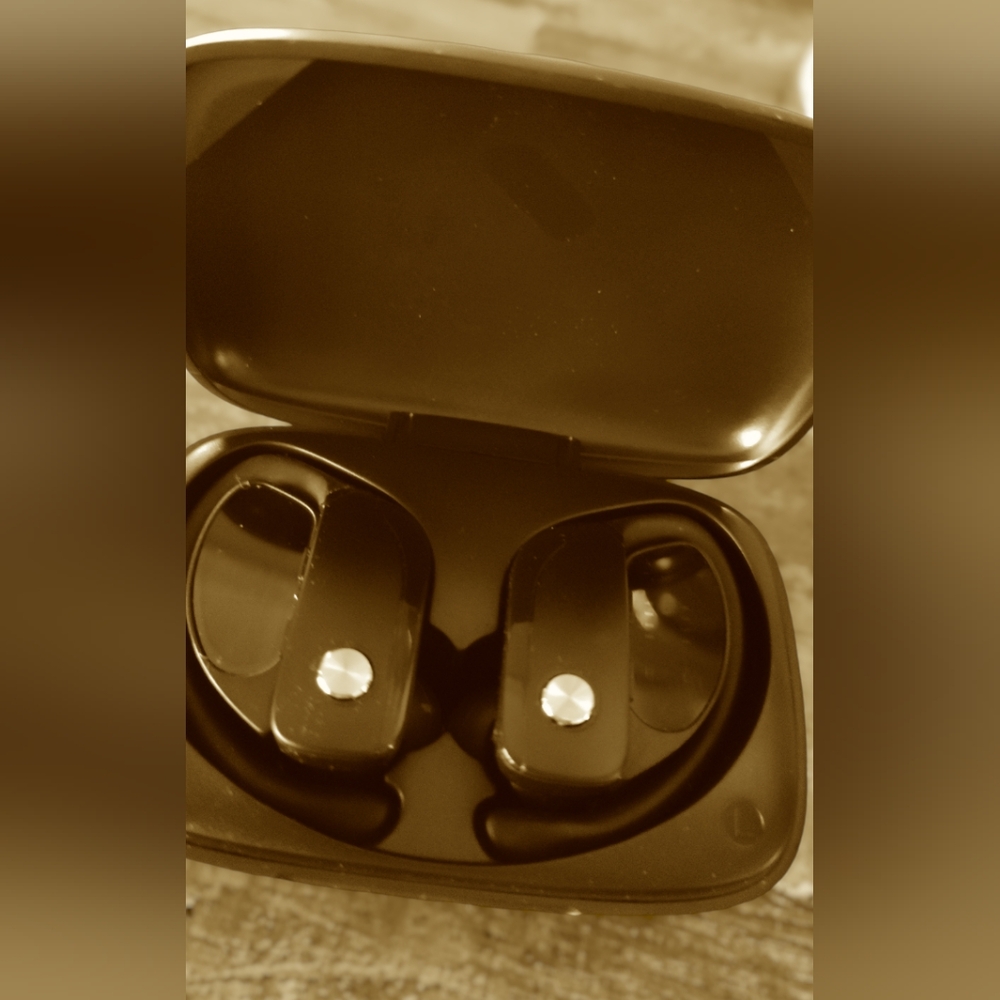 Wireless Earbuds